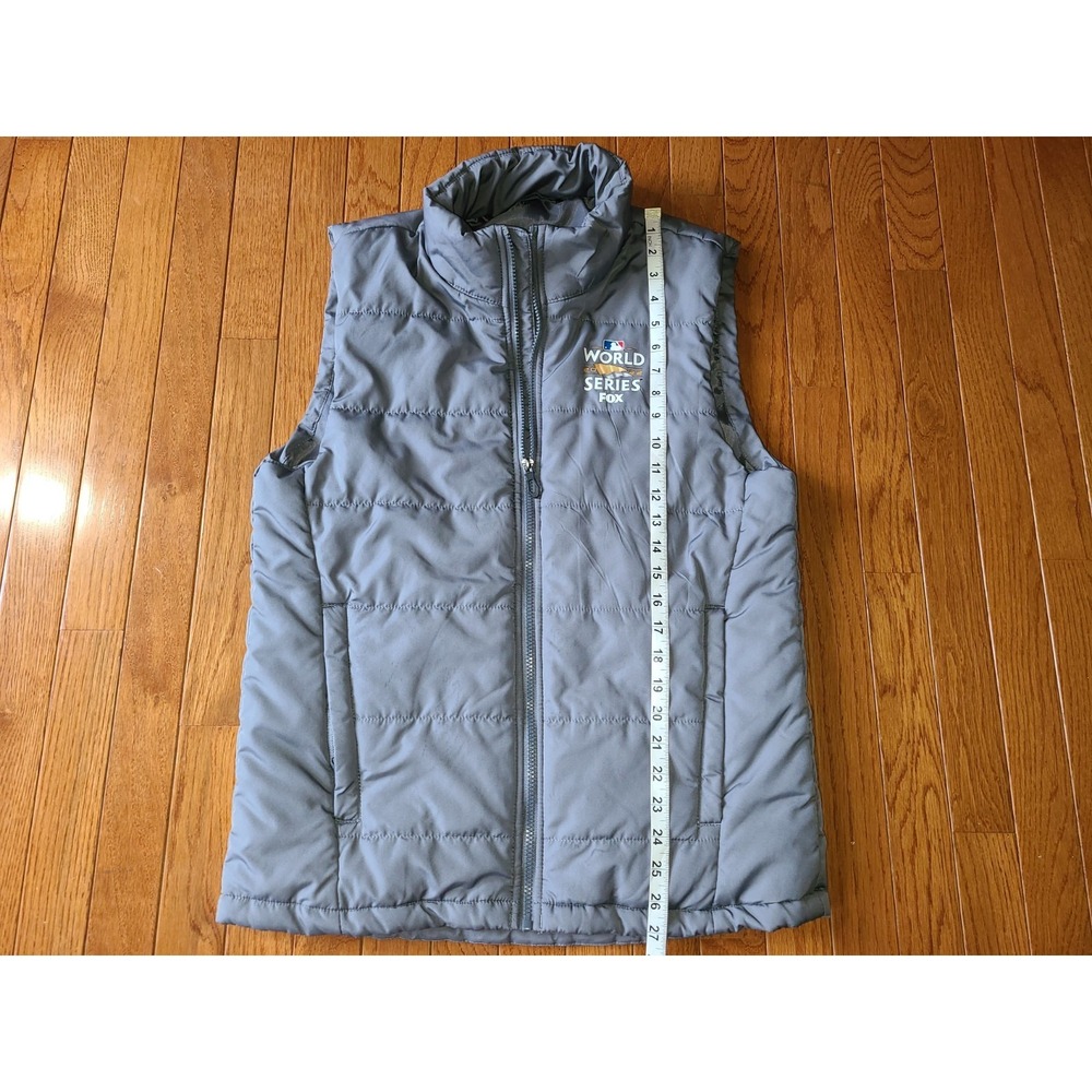 World Series Fox MLB PORT AUTHORITY Med Puffy VEST - SIZE MEDIUM Pockets - Picture 5 of 8